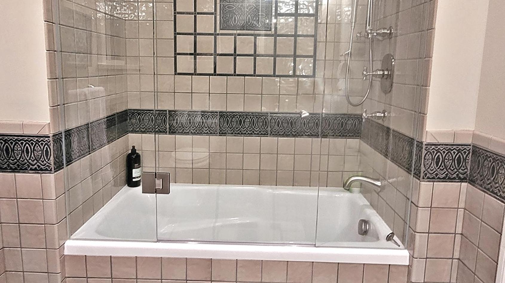 Suite Smart West Vancouver Eksteriør bilde